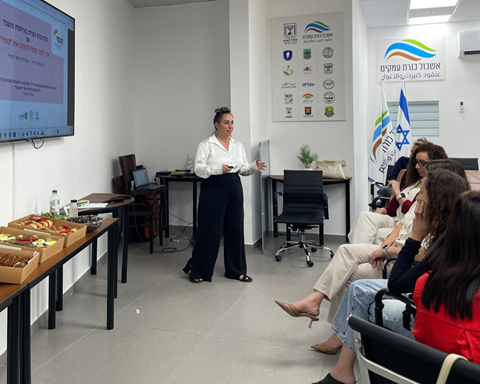 ״אשת אשכולות״ - בשיתוף אשכול כנרת עמקים