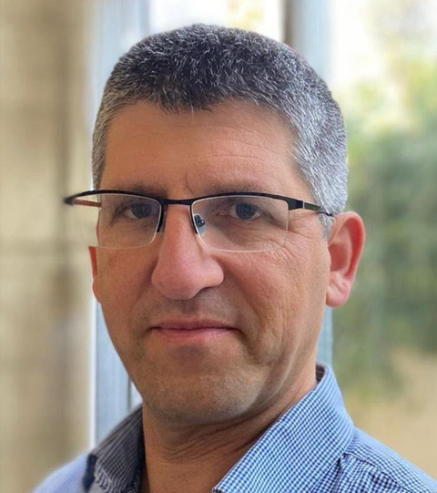 פינת "הכר את המומחה"