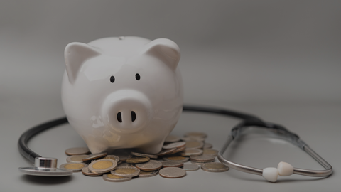 מה רופאים/ות עצמאים/ות באמת צריכים לדעת על כסף?